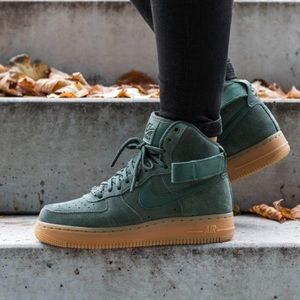 Women’s Nike Air Force One Hi SE Vintage Green